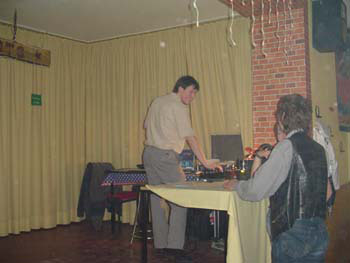 PARTY2_06