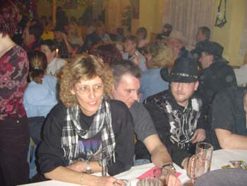 PARTY2_09